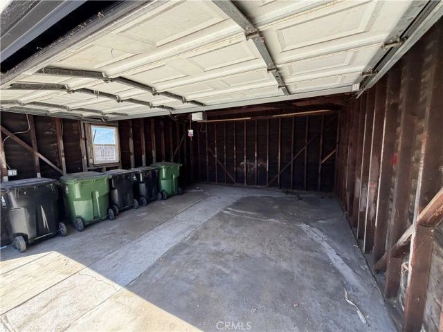 9471 La Salle Avenue, Los Angeles, CA 90047