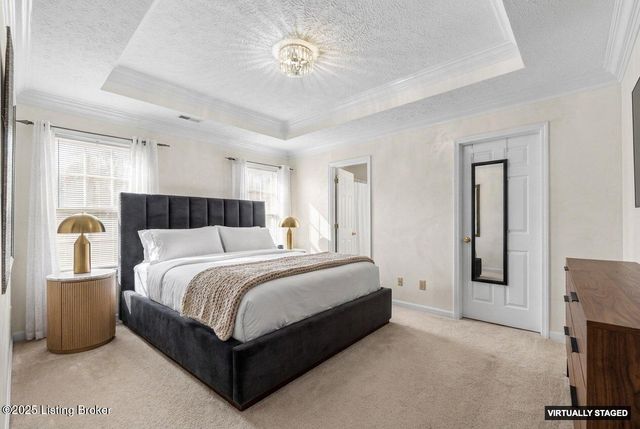 5214 Plume Dr, Louisville, KY 40258