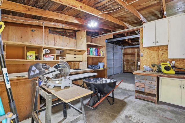 4314 N ASH St, Spokane, WA 99205