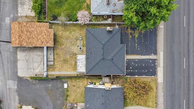 4314 N ASH St, Spokane, WA 99205