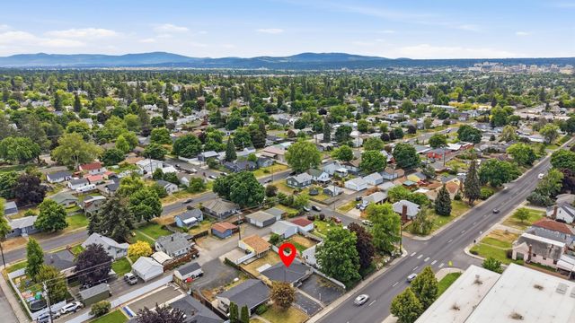 4314 N ASH St, Spokane, WA 99205