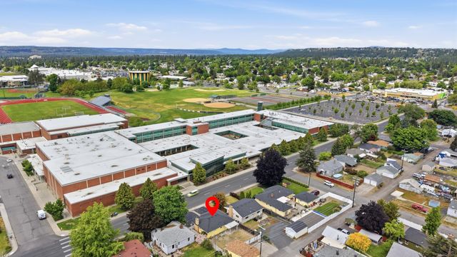 4314 N ASH St, Spokane, WA 99205