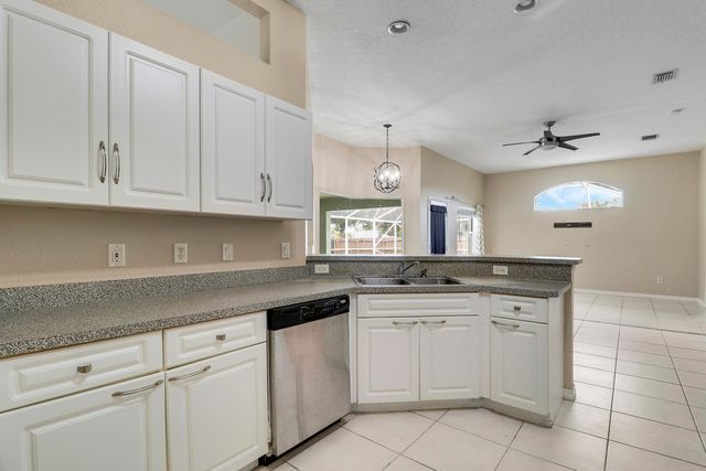 436 SW Bradshaw Circle, Port St. Lucie, Port St Lucie, FL 34953