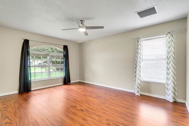 436 SW Bradshaw Circle, Port St. Lucie, Port St Lucie, FL 34953