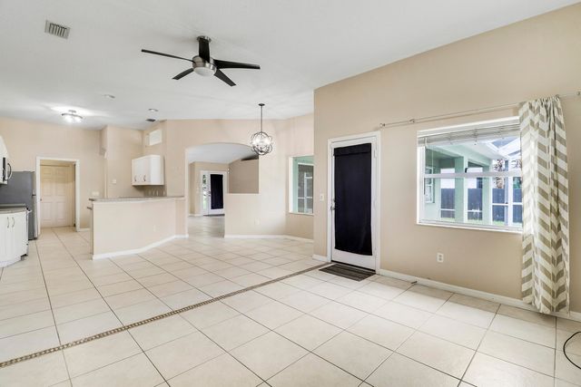436 SW Bradshaw Circle, Port St. Lucie, Port St Lucie, FL 34953