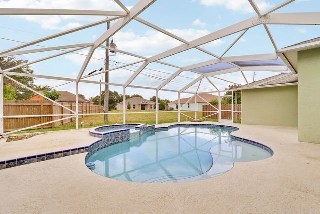 436 SW Bradshaw Circle, Port St. Lucie, Port St Lucie, FL 34953