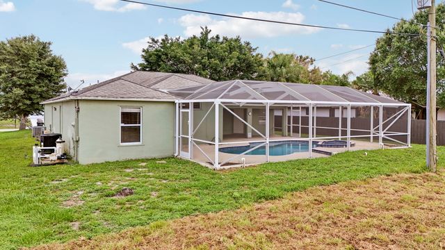 436 SW Bradshaw Circle, Port St. Lucie, Port St Lucie, FL 34953