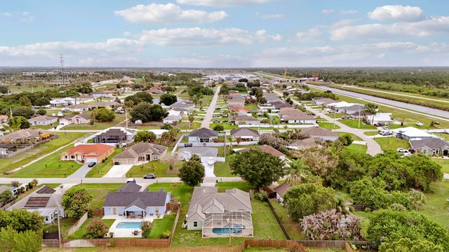 436 SW Bradshaw Circle, Port St. Lucie, Port St Lucie, FL 34953