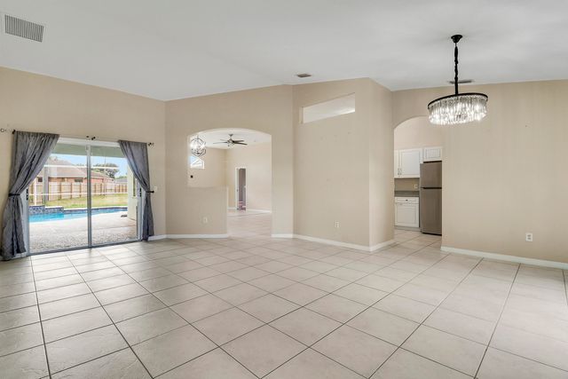 436 SW Bradshaw Circle, Port St. Lucie, Port St Lucie, FL 34953