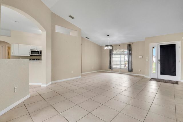 436 SW Bradshaw Circle, Port St. Lucie, Port St Lucie, FL 34953