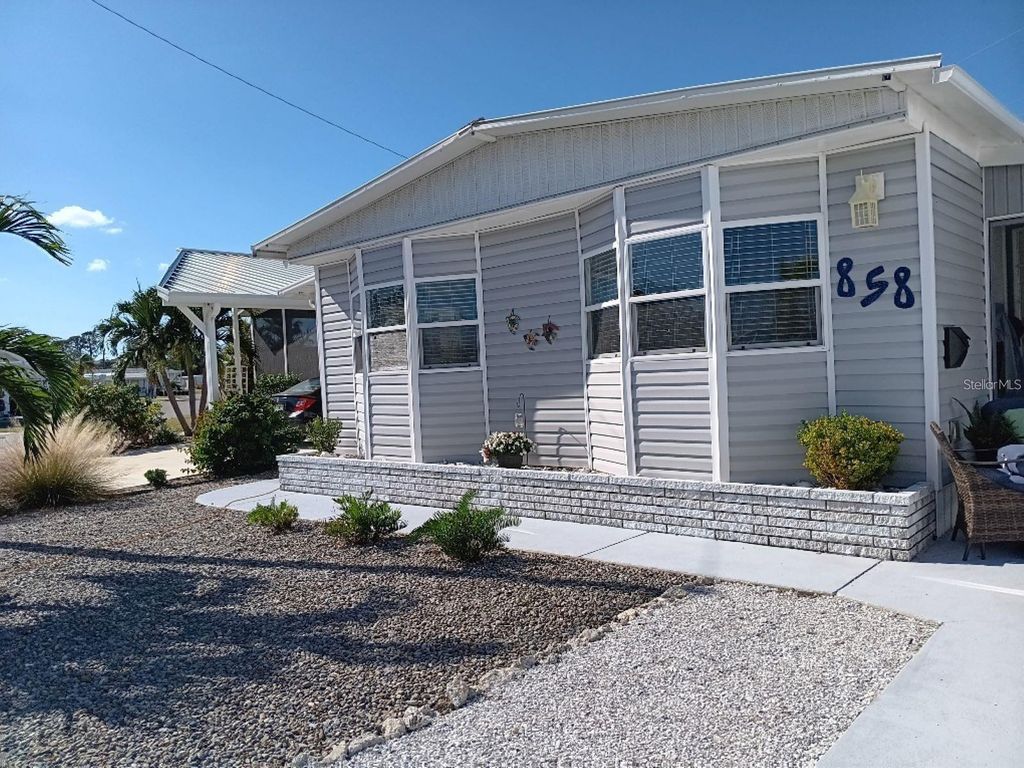 858 S GREEN CIRCLE, Venice, FL 34285