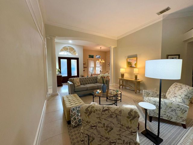 808 SW Classico Court, Port St. Lucie, Port St Lucie, FL 34986