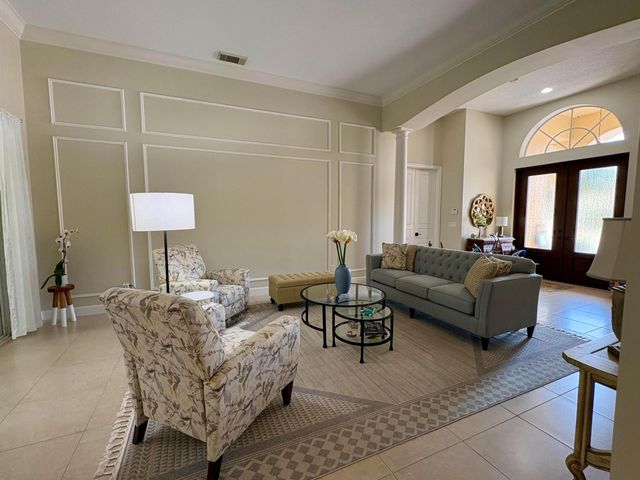 808 SW Classico Court, Port St. Lucie, Port St Lucie, FL 34986