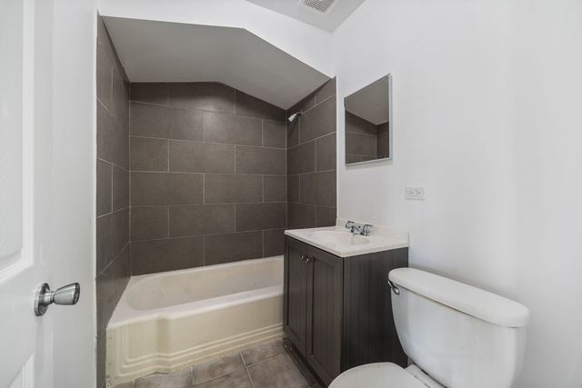 16876 Head Avenue, Hazel Crest, IL 60429