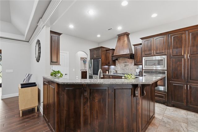 3705 SW Banbury Drive, Bentonville, AR 72713