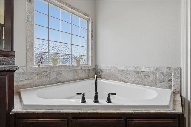 3705 SW Banbury Drive, Bentonville, AR 72713