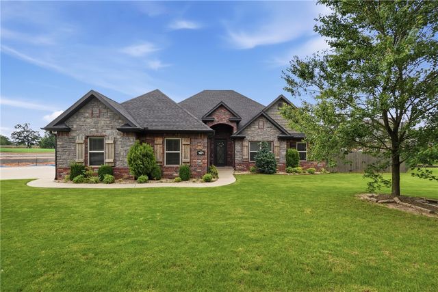 3705 SW Banbury Drive, Bentonville, AR 72713