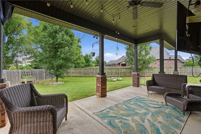 3705 SW Banbury Drive, Bentonville, AR 72713