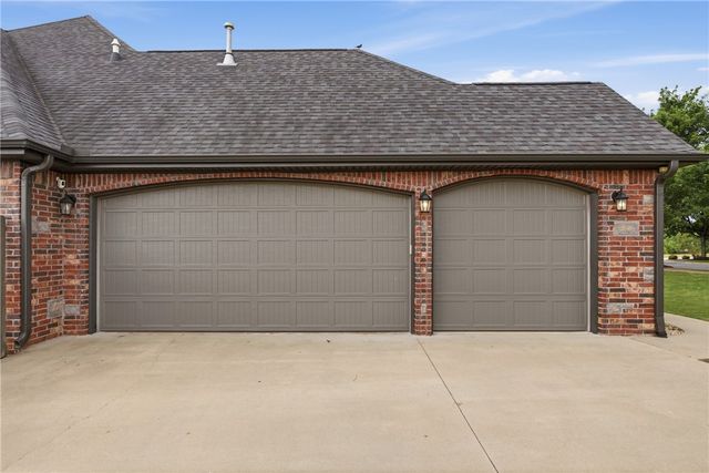 3705 SW Banbury Drive, Bentonville, AR 72713