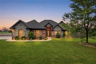 3705 SW Banbury Drive, Bentonville, AR 72713