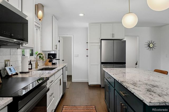 1700 S Ames Street, Lakewood, CO 80232