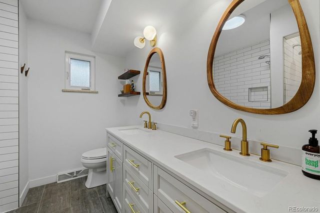 1700 S Ames Street, Lakewood, CO 80232