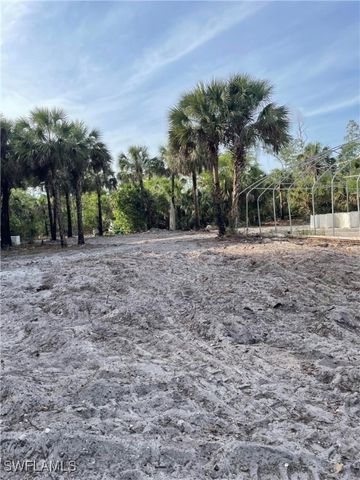 2185 Markley AVE, Naples, FL 34117