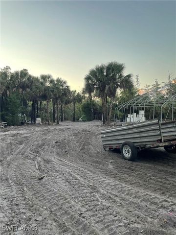 2185 Markley AVE, Naples, FL 34117