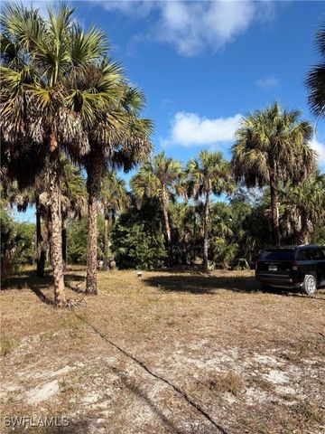 2185 Markley AVE, Naples, FL 34117