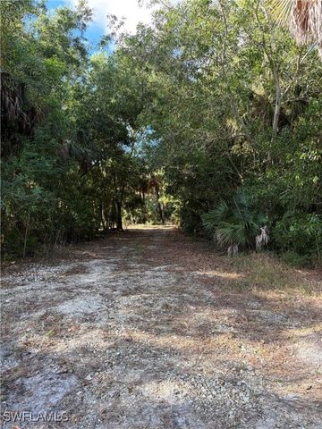 2185 Markley AVE, Naples, FL 34117