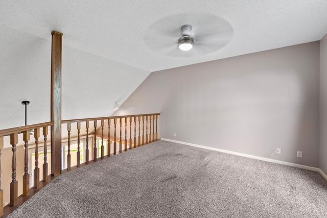 12512 E Birchwood Dr, Wichita, KS 67206