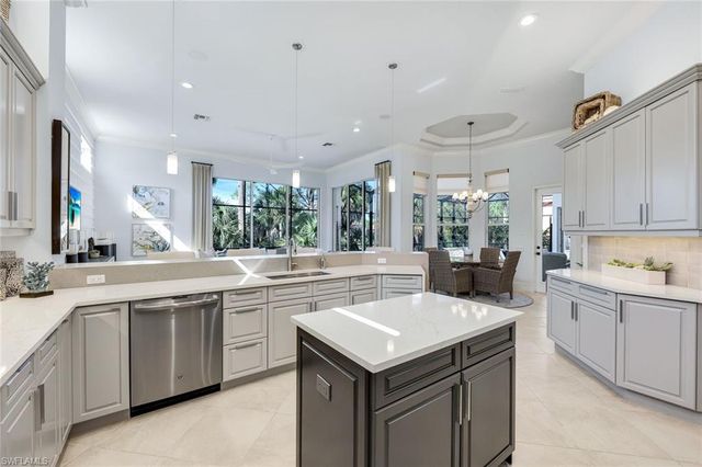 28585 Via D Arezzo DR, Bonita Springs, FL 34135