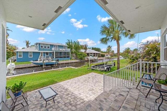 2534 SW Conch Cove Lane, Palm City, FL 34990
