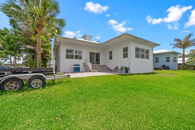 2534 SW Conch Cove Lane, Palm City, FL 34990