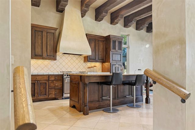 4 Avenida Herrera, Santa Fe, NM 87506