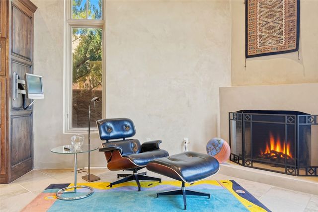 4 Avenida Herrera, Santa Fe, NM 87506