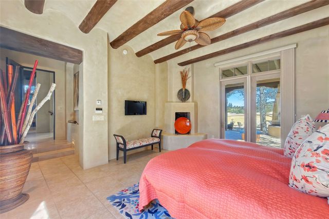 4 Avenida Herrera, Santa Fe, NM 87506