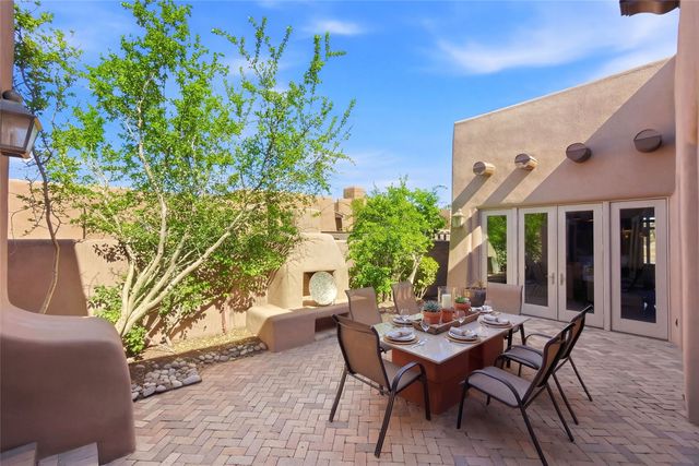 4 Avenida Herrera, Santa Fe, NM 87506