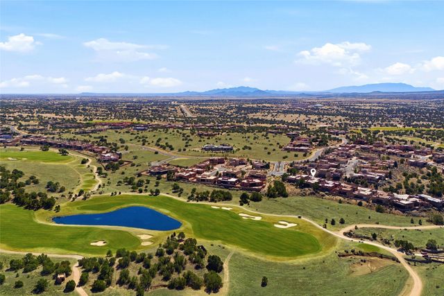 4 Avenida Herrera, Santa Fe, NM 87506