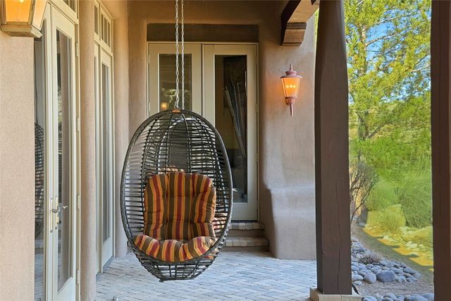 4 Avenida Herrera, Santa Fe, NM 87506