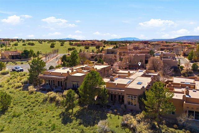 4 Avenida Herrera, Santa Fe, NM 87506