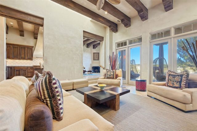 4 Avenida Herrera, Santa Fe, NM 87506