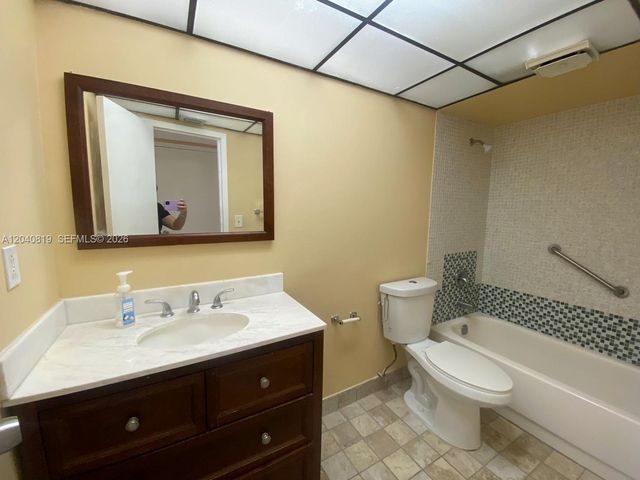1810 SW 81st Avenue 2311, North Lauderdale, FL 33068