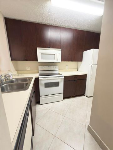 10709 Cleary Blvd 101, Plantation, FL 33324