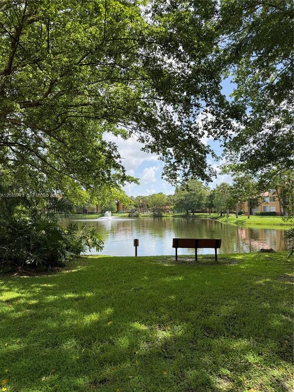 10709 Cleary Blvd 101, Plantation, FL 33324