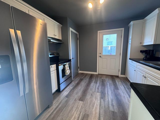 124 7th Ave SE, Oelwein, IA 50662