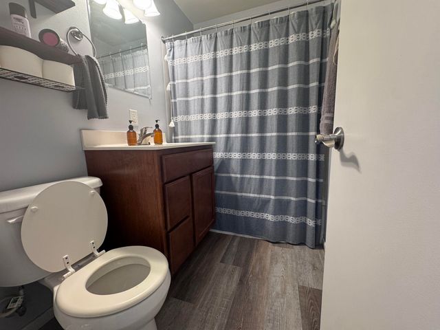 124 7th Ave SE, Oelwein, IA 50662
