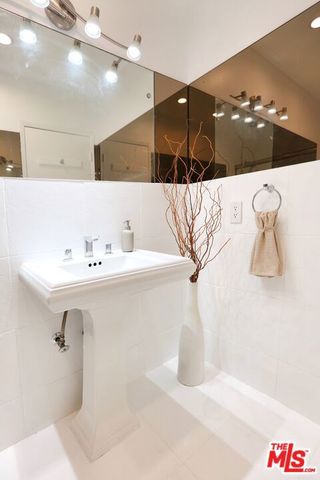 1745 Camino Palmero Street 334, Los Angeles, CA 90046