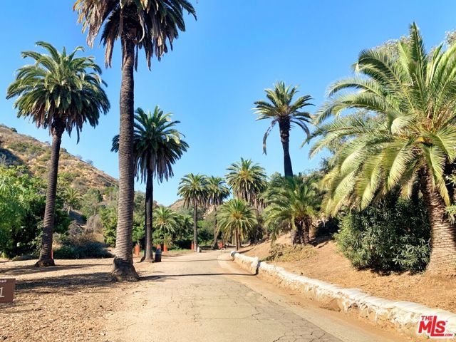 1745 Camino Palmero Street 334, Los Angeles, CA 90046
