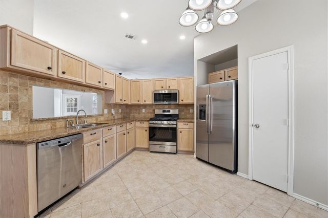 2618 Heatherknoll Drive, Spring, TX 77373